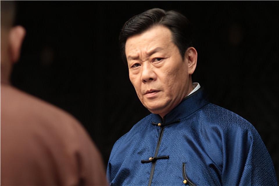 回顾寇世勋:一妻一妾楼上楼下住,平安无事生活27年,晚年后悔了