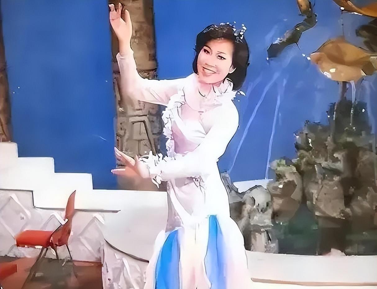 奚秀兰1985春晚演唱图片