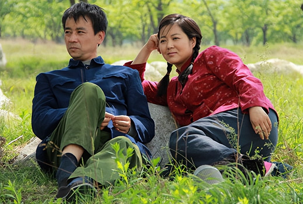 回顾演员罗钢:娶小23岁郝蕾,陪娇妻战胜遗传病,48岁老来得子