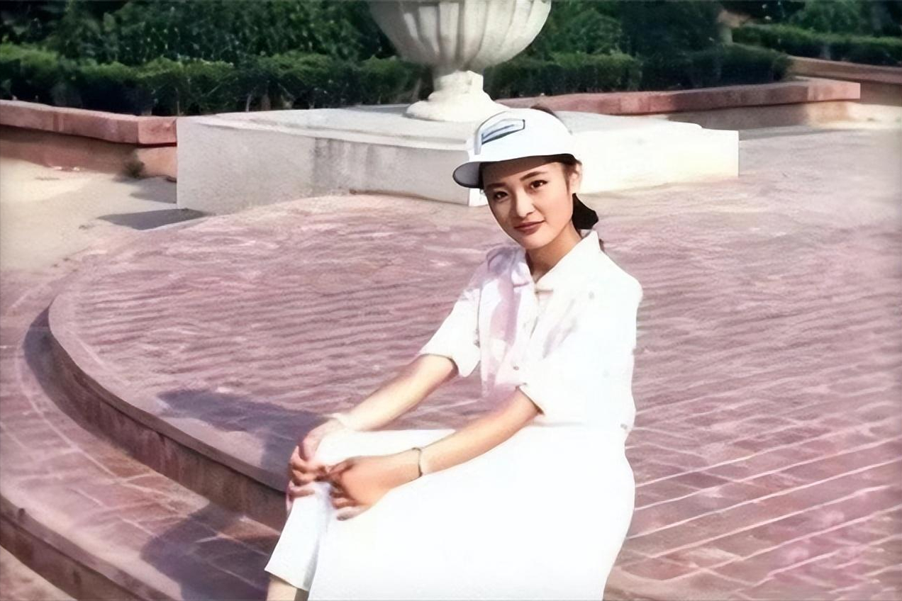 长了,感情也从心底生根发芽,最后在姚宏的真情告白下,周涛欣然答应