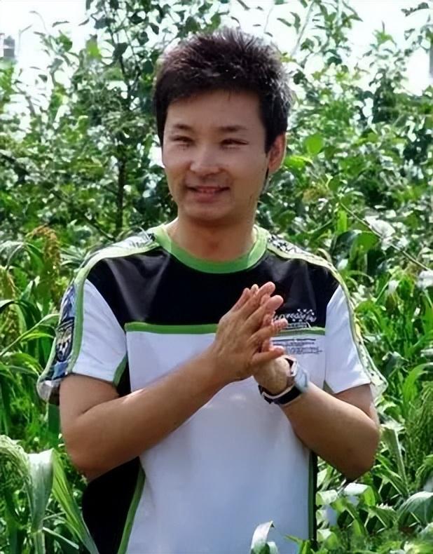 回顾刘和刚:成名后把岳父母接到豪宅伺候,让亲生父母去种郊区田