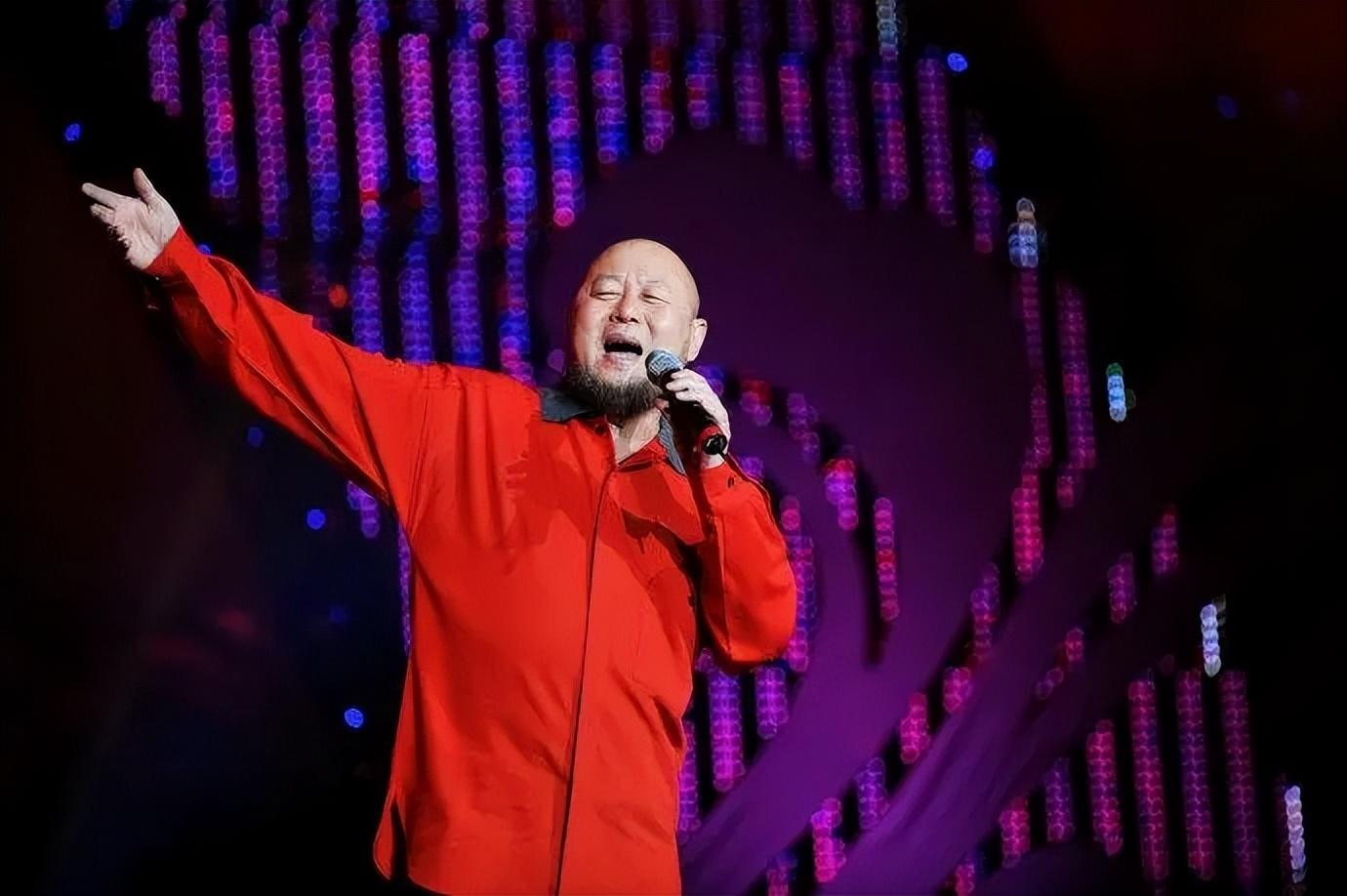 回顾歌手火风:收养烈士遗孤,两任妻子亲如姐妹,今选择皈依佛门