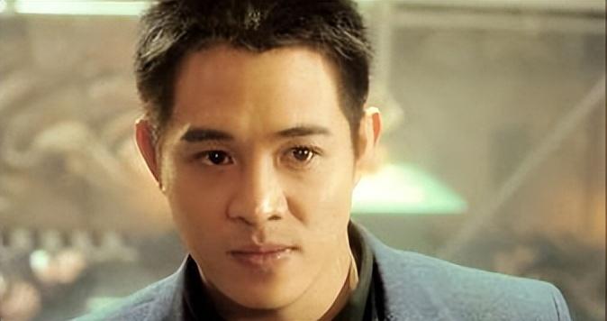 回顾李连杰的女儿李思:在父母离婚的阴影里长大,35岁仍未婚