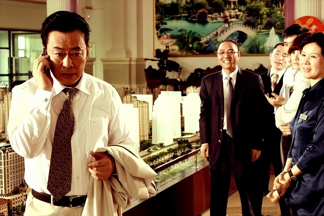 回顾老戏骨王诗槐离婚28年:他带着病儿子娶初恋,明星前妻现如何