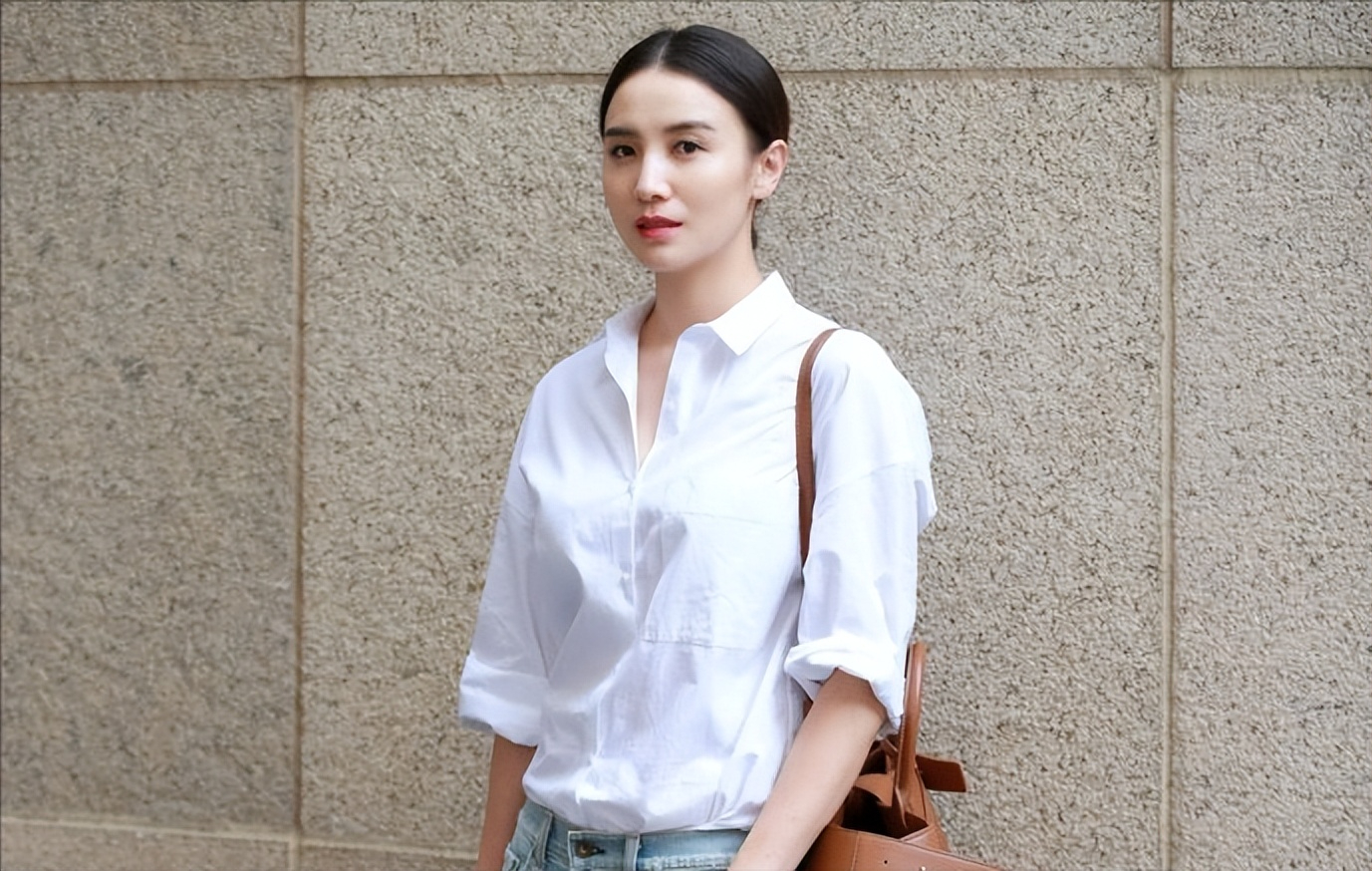 "小宋佳"为何非议不断?