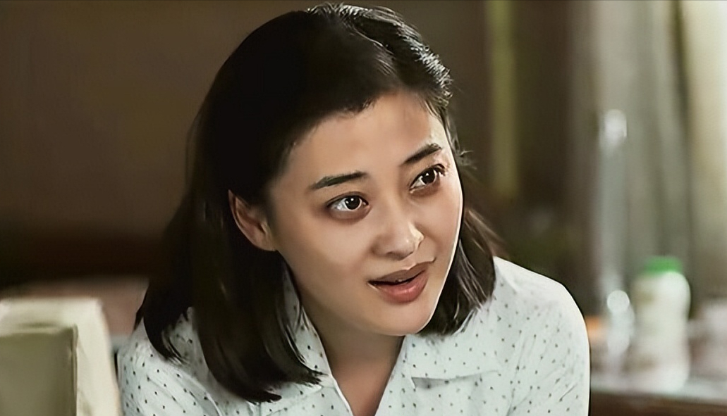 回顾梅婷:拒绝名导演,为前夫花400万,二婚嫁摄影师幸福圆满