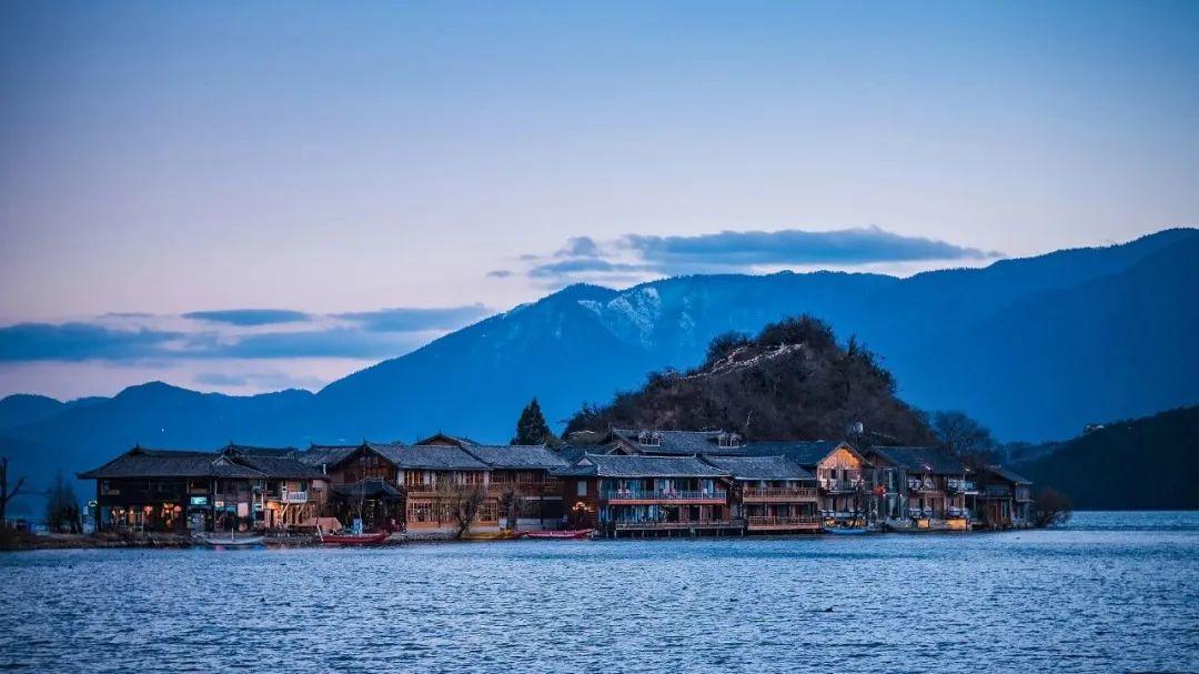 泸沽湖介绍旅游景点图片