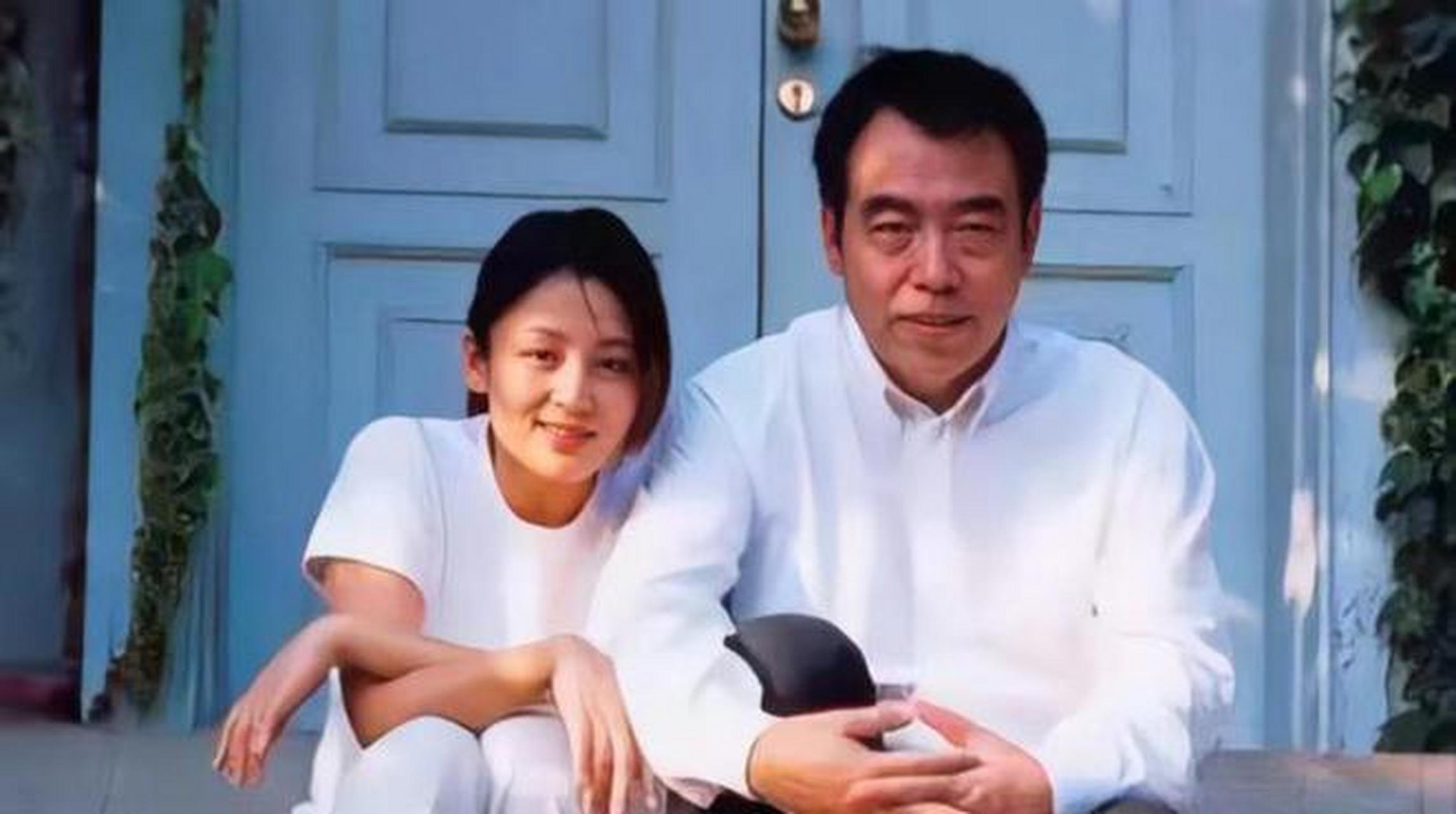 回顾:丈夫老态龙钟妻子貌美如花?"老少配"明星夫妻幸福感真强