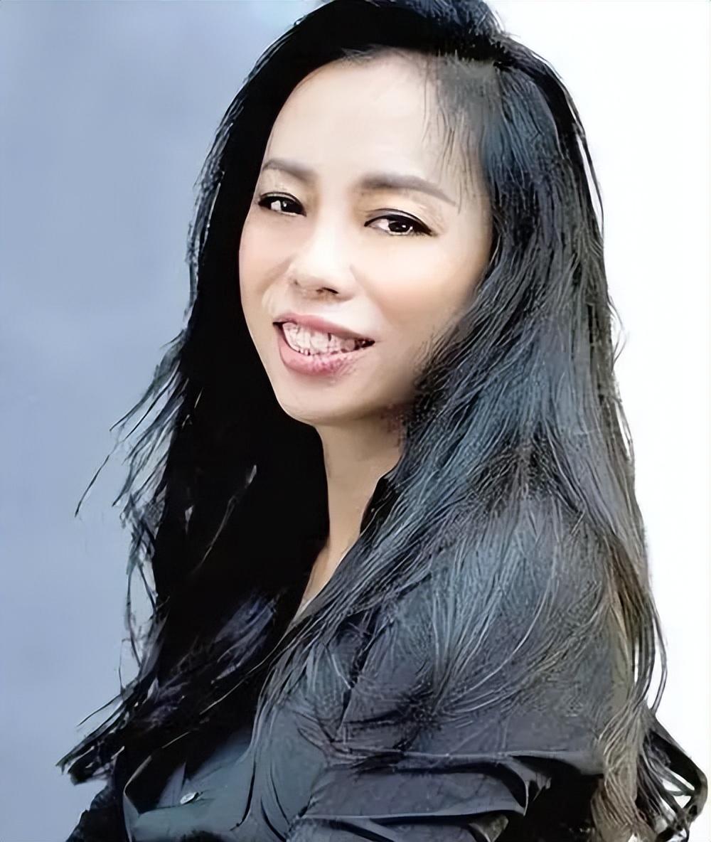 "中国最丑女演员"杨青,凭什么嫁入豪门,成为阔太?