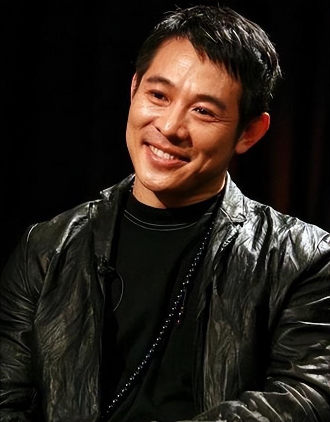 回顾李连杰的女儿李思:在父母离婚的阴影里长大,35岁仍未婚