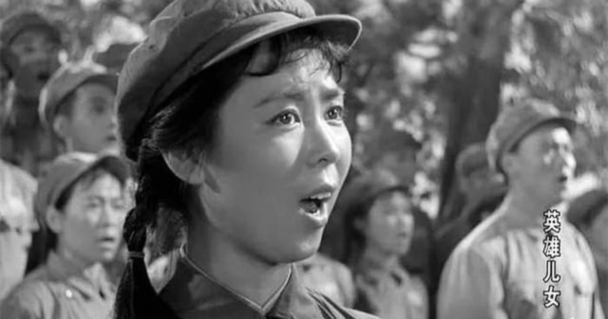 1994年,"英雄儿女"解秀梅脑梗住院,欠了医院30000元治疗费,医院刚下达