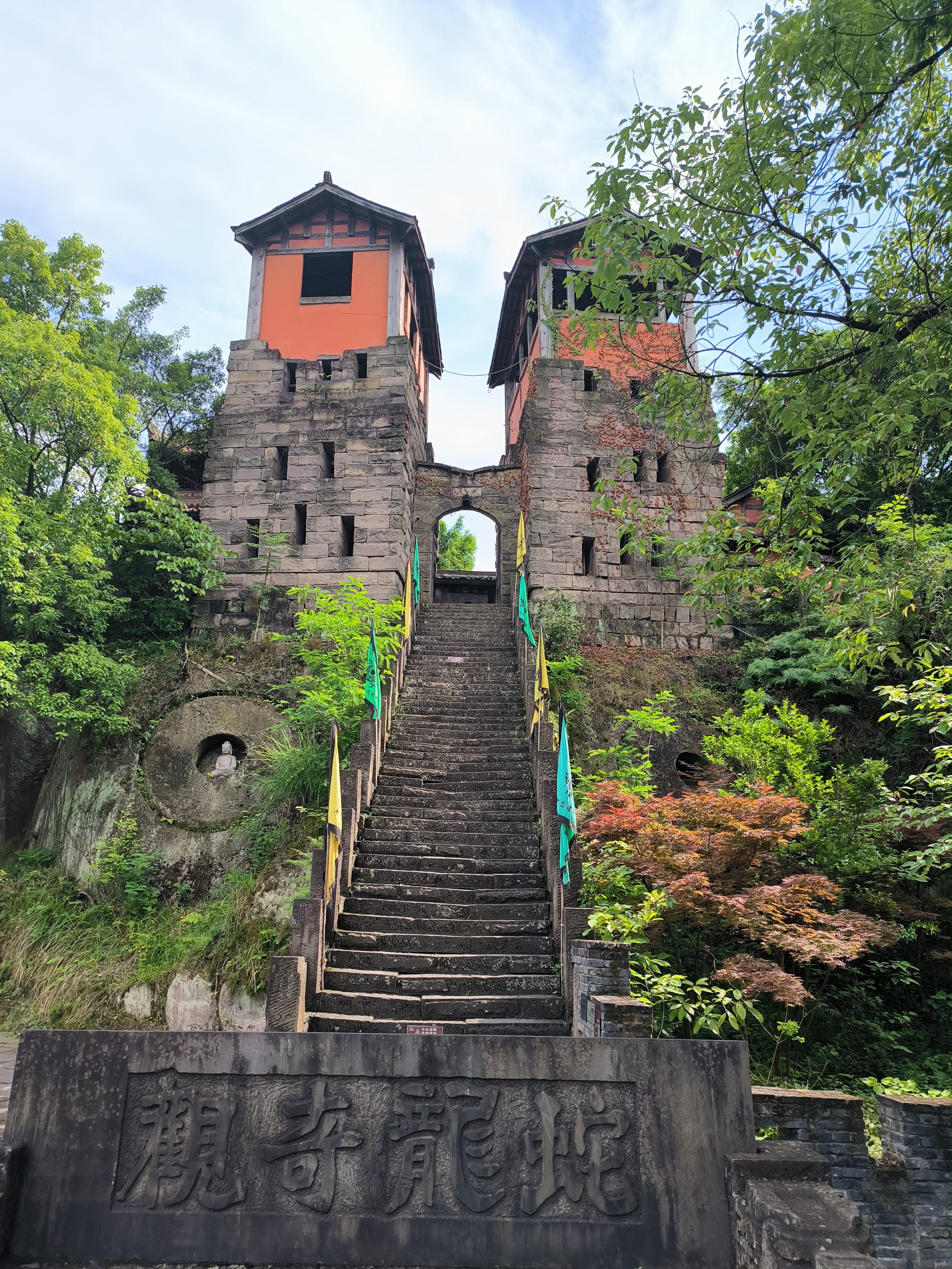 石头城,一个用石头堆砌起来的城堡,历经百年屹立不倒