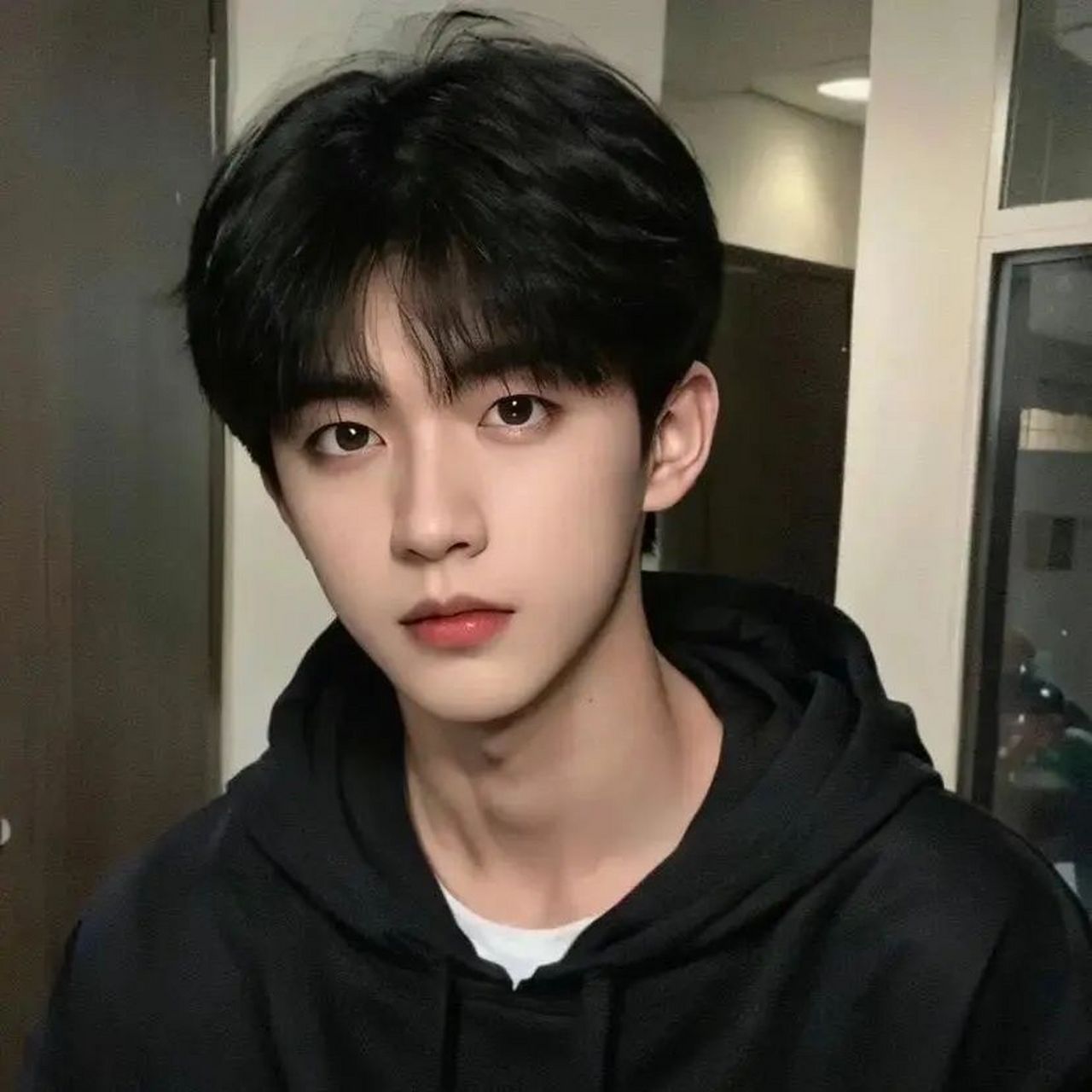 wechat超有感觉的帅气男生头像