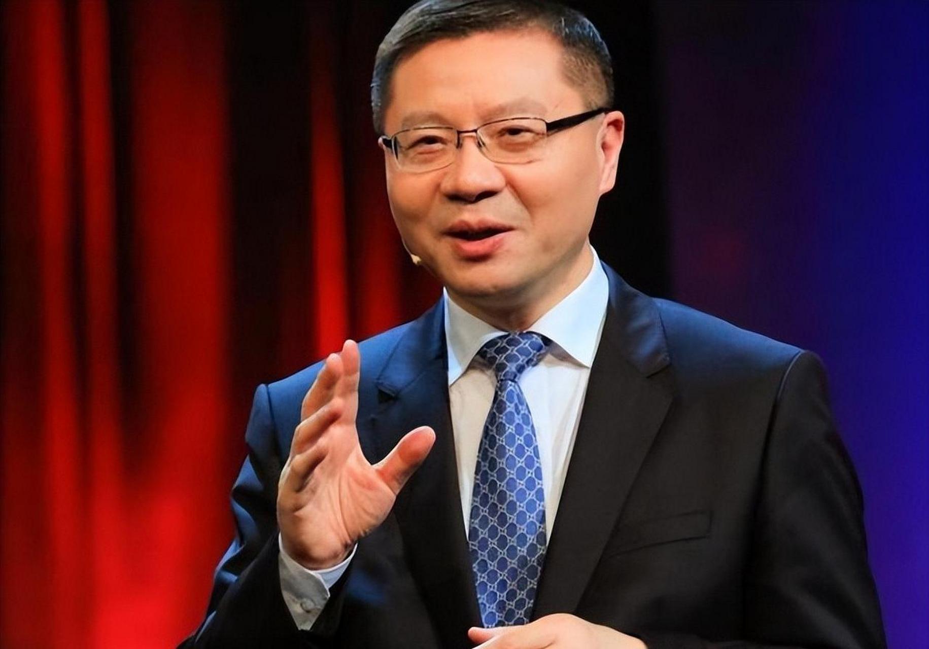 张维为有瑞士永居权,所以呢?