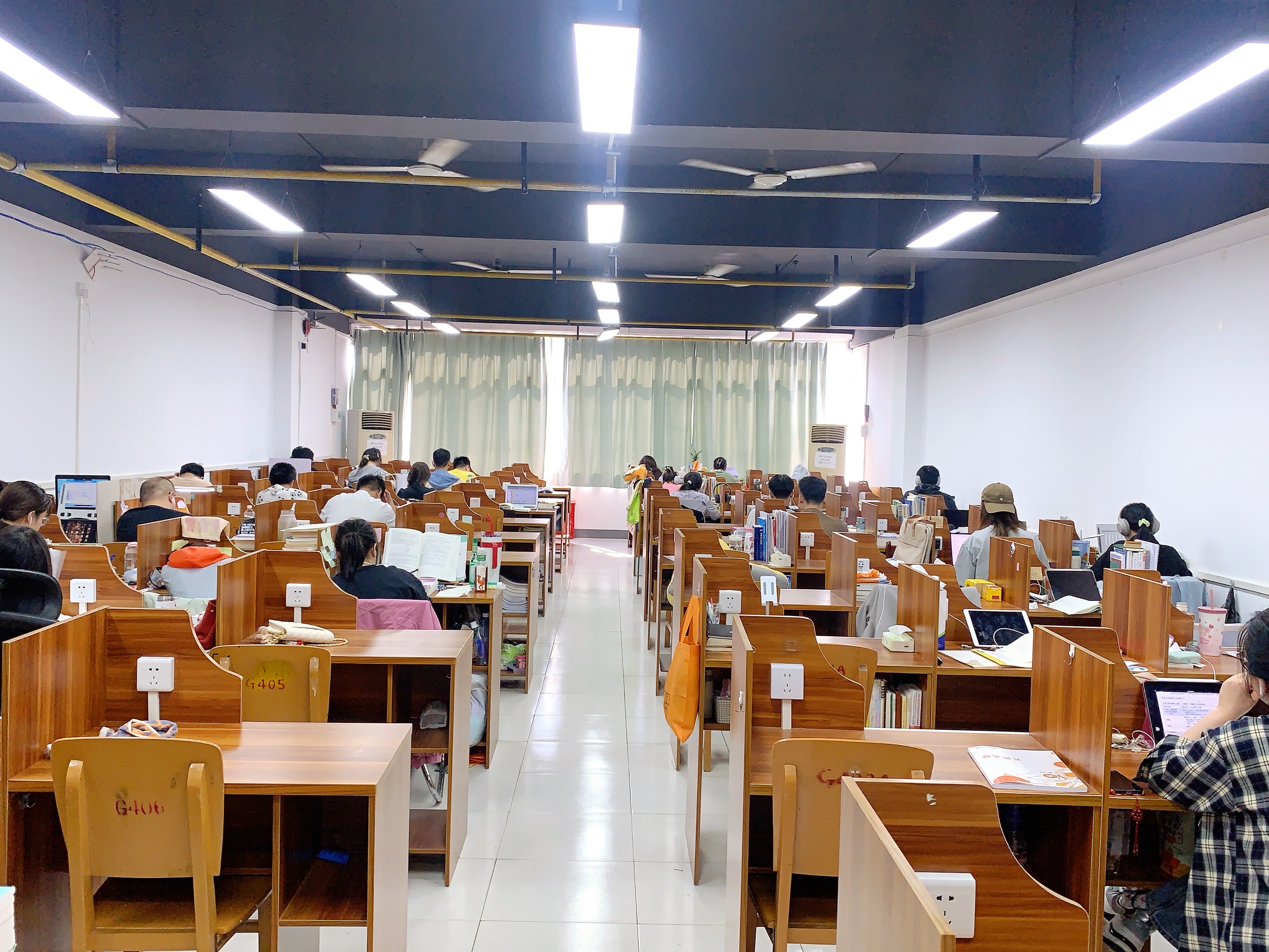 考研是长久忍耐,在乎平时的勤奋耕耘,脚踏实地