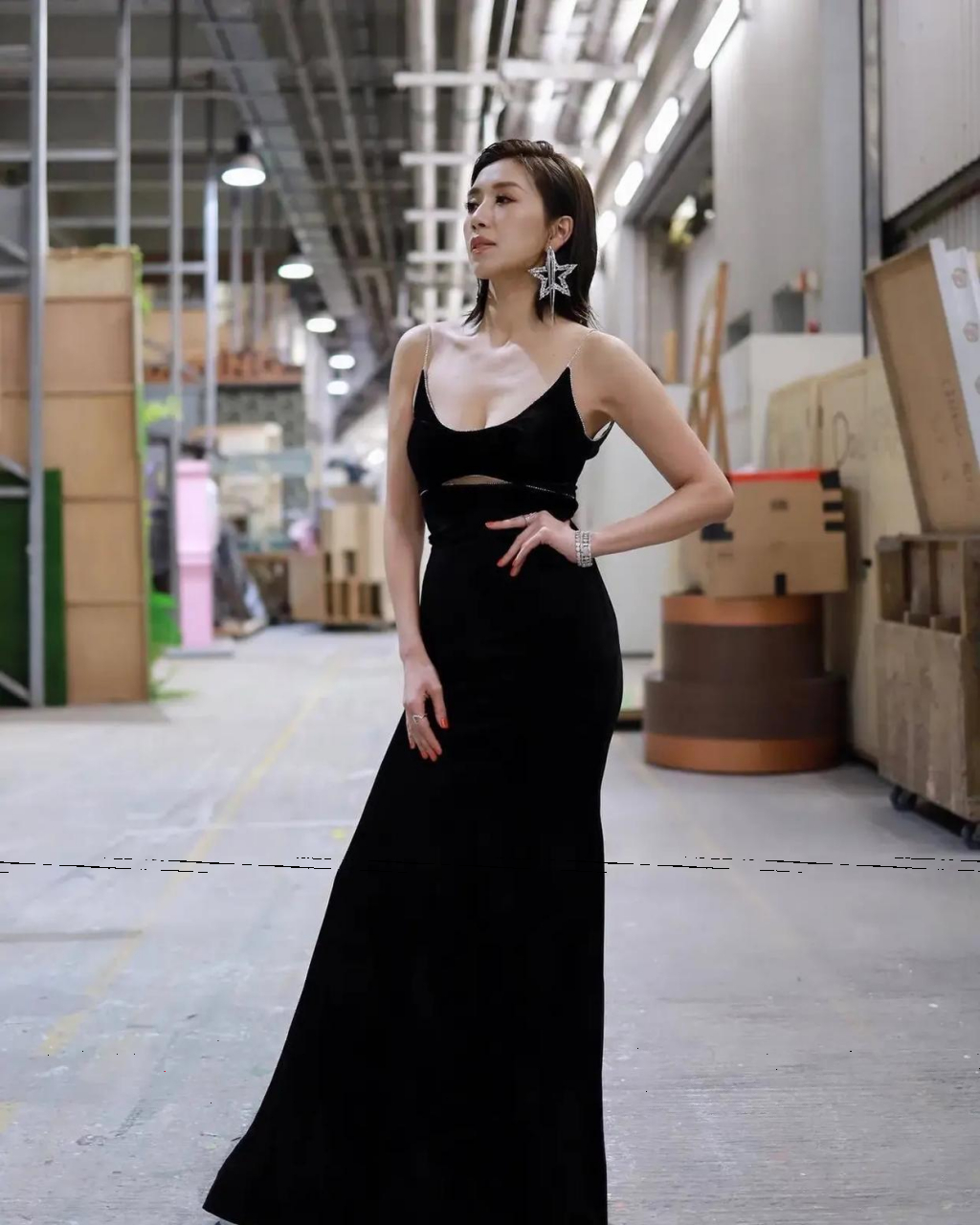 黄智雯和贾静雯挺像!