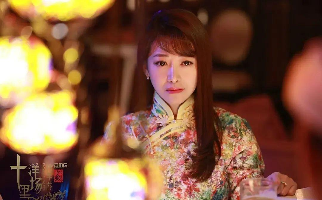 收手吧秦海璐!别辣观众眼睛了,时隔20年再演美人,雷人又没脑