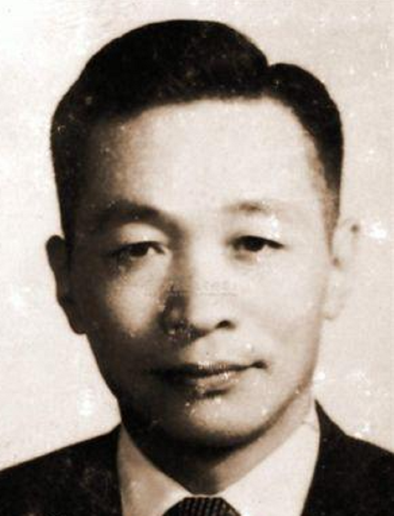 他是戴笠的得意门生,潜伏延安三年回军统,晚年回大陆治病受礼遇