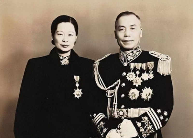 新婚伊始,李宗仁和李秀文的夫妻感情相当和睦,不仅出双入对,而且