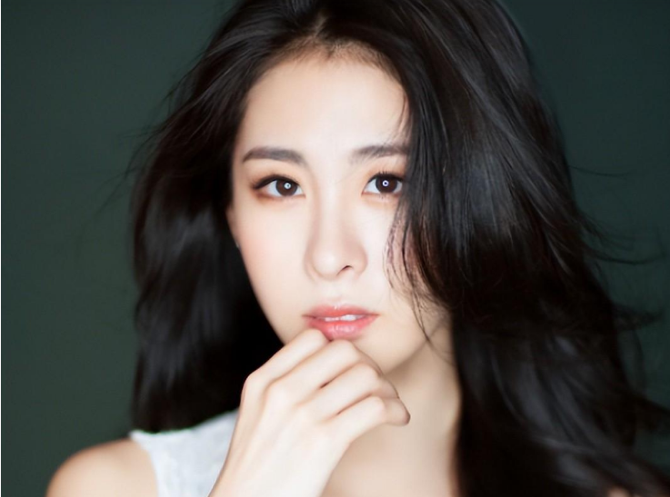 "2018年秋,我突然得知自己要当妈妈了"从2021年张碧晨在微博发的长篇