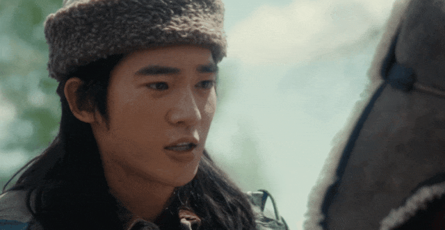 假骑马假腹肌,《我的阿勒泰》于适一出场,打了多少小鲜肉的脸?