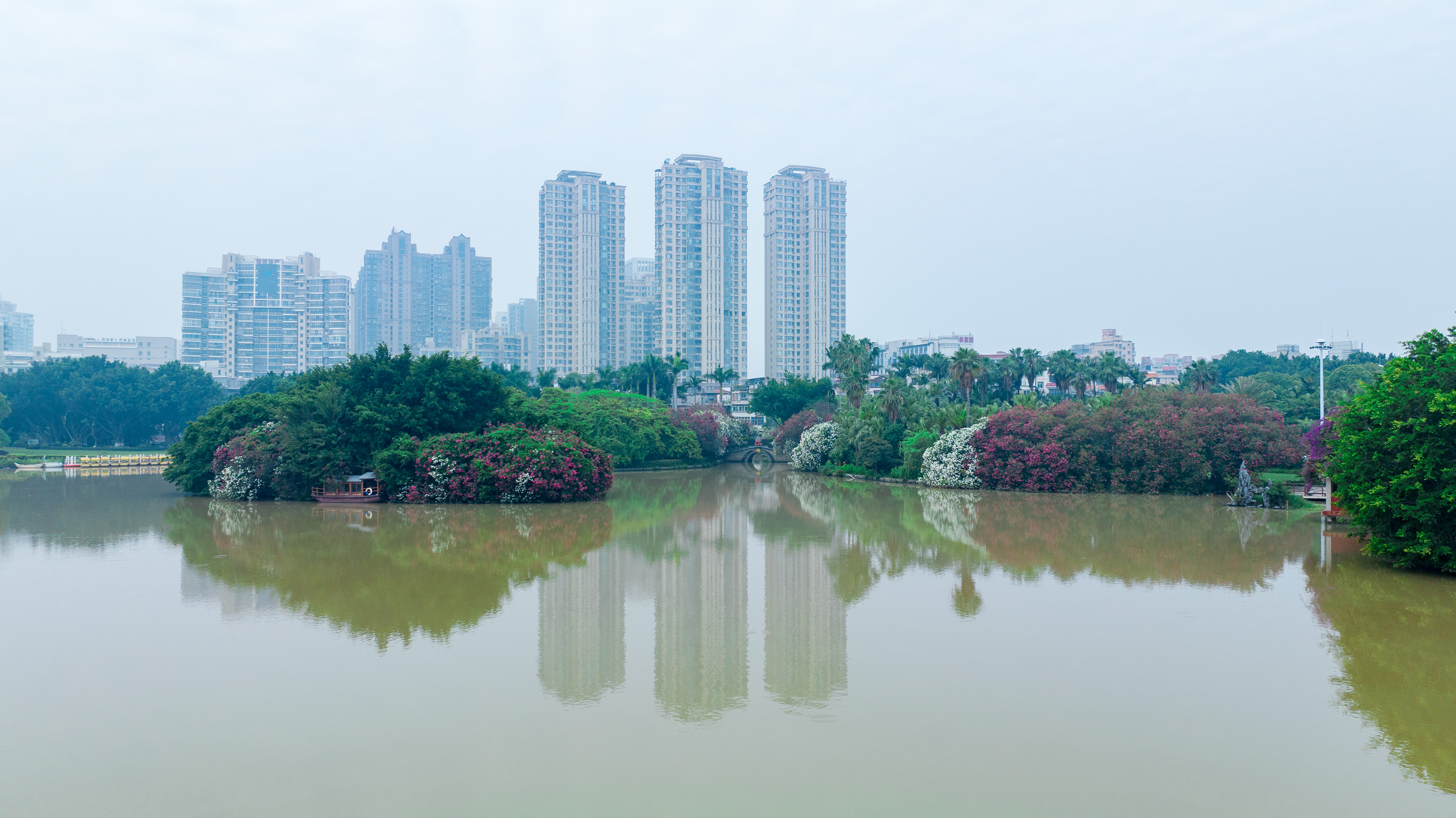 东湖公园景点图片