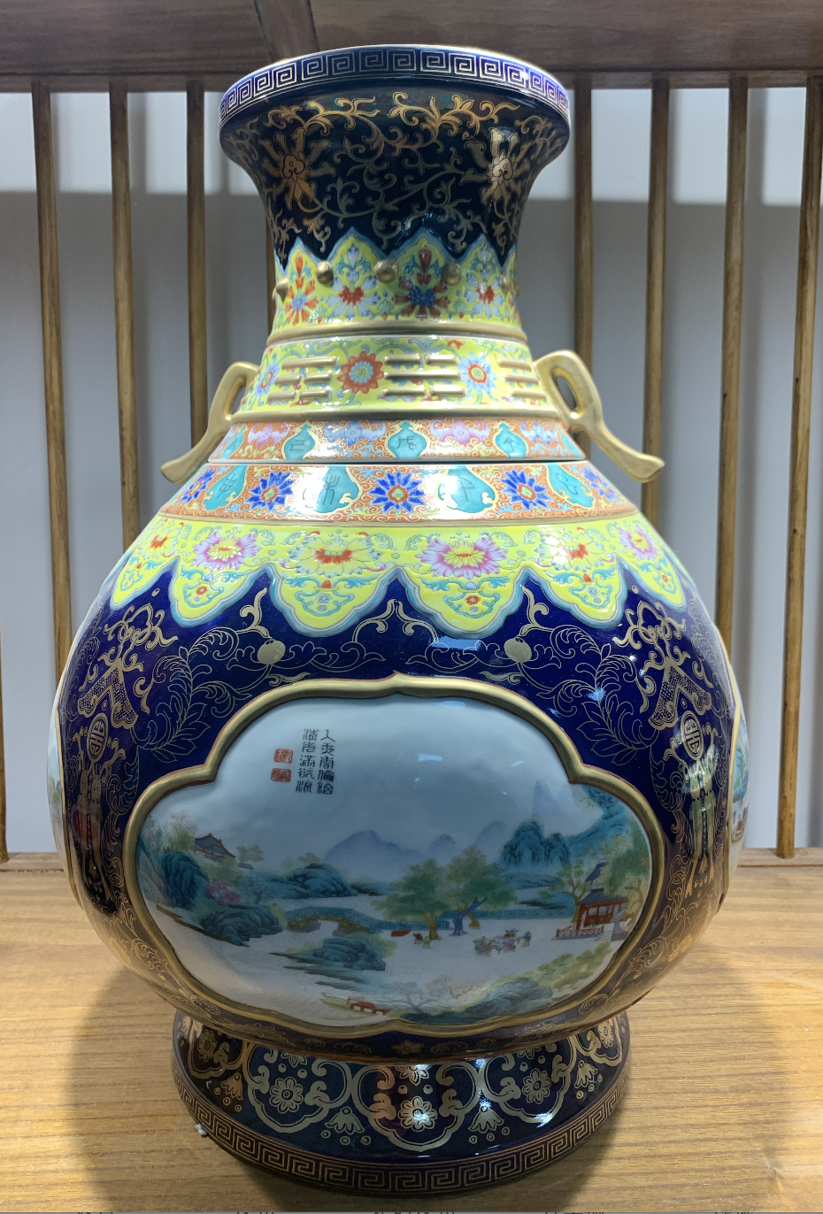 景德镇陶瓷艺术家李军亮简介