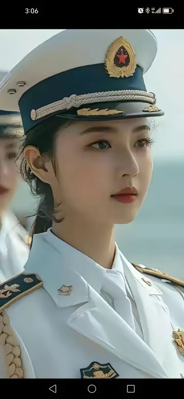 英姿飒爽的解放军女兵!