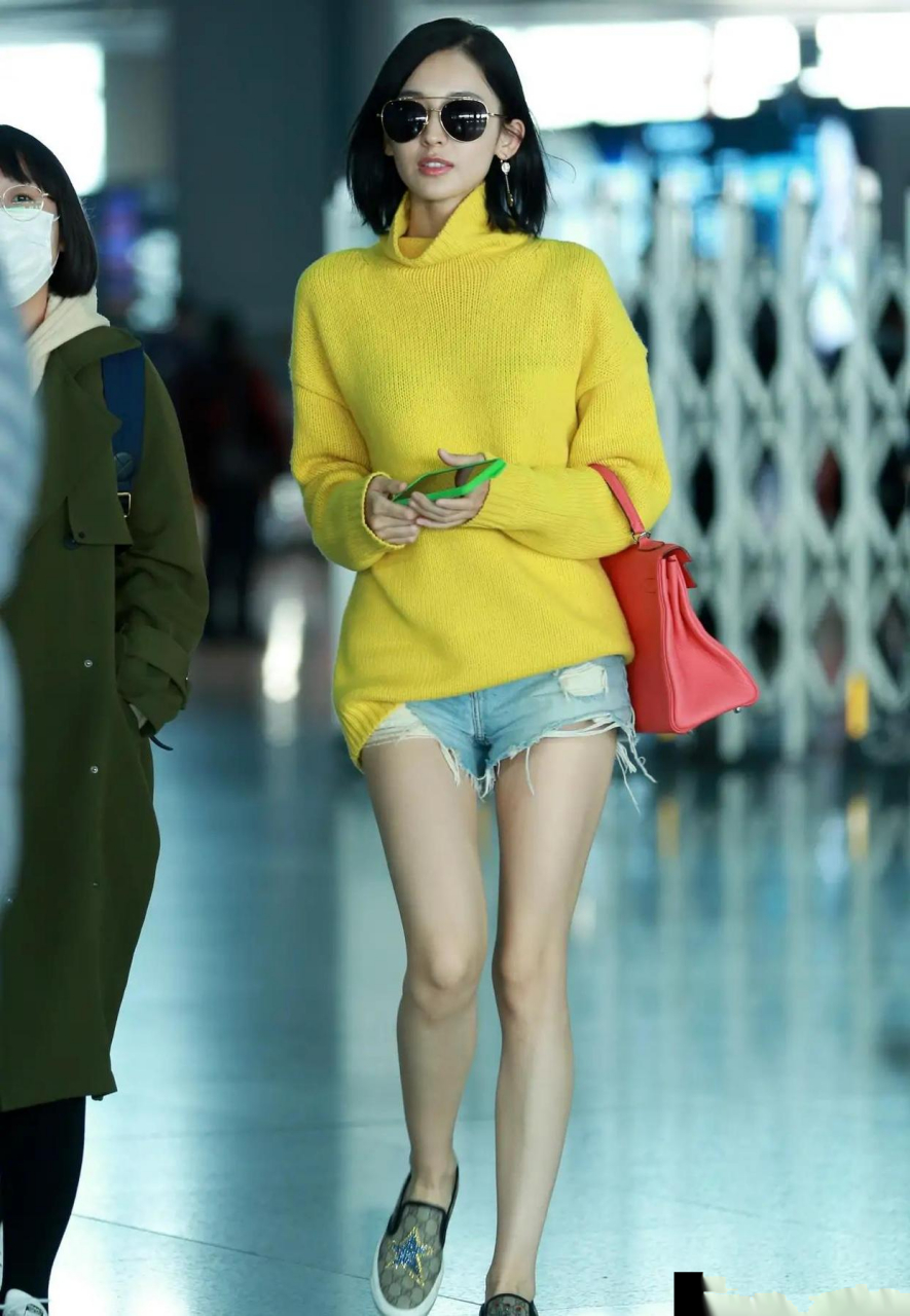 古力娜扎大长腿是优势!