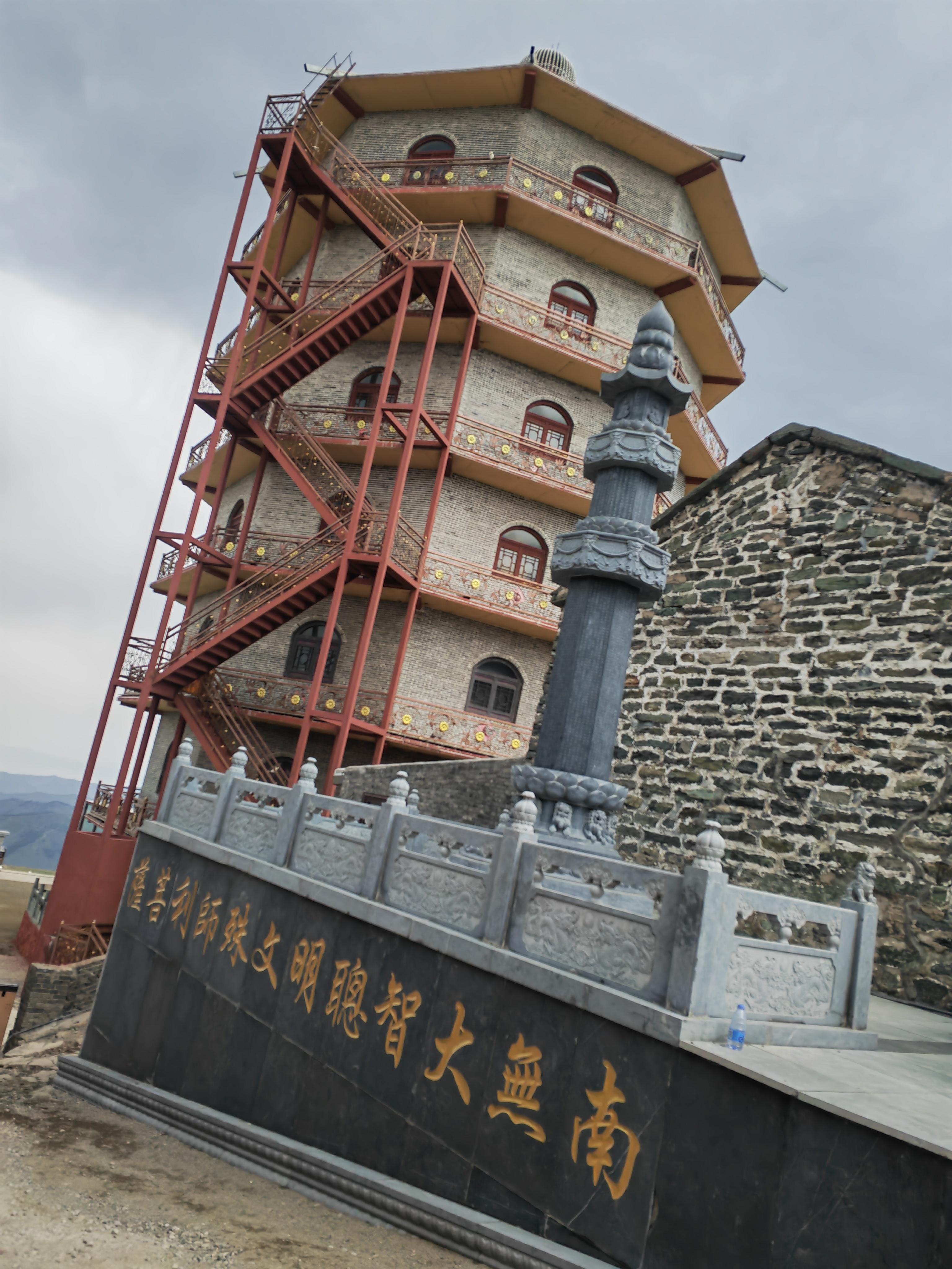 五台山朝圣开启 今天是我们五台山朝圣之路的第一天,早上从酒店出来就