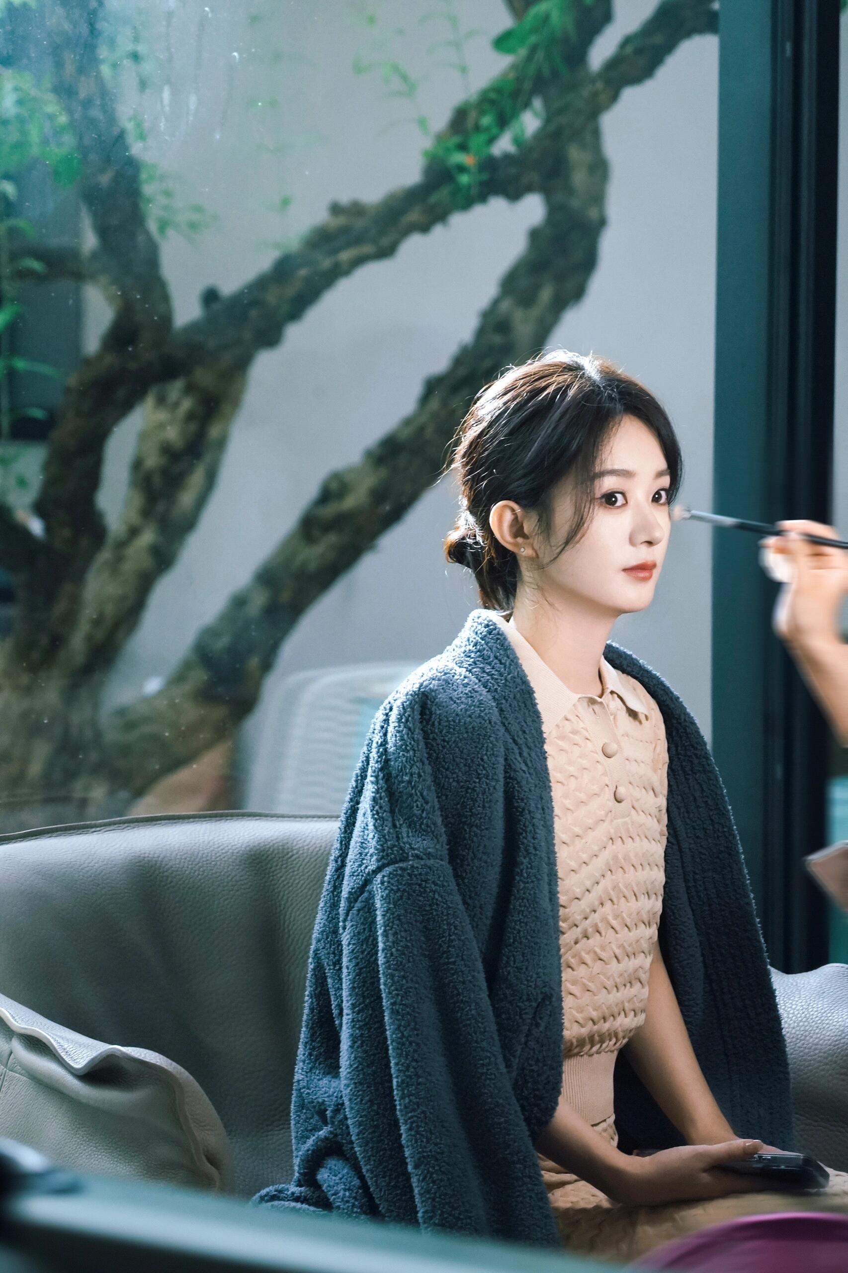 赵丽颖无敌神颜 谁懂啊这侧颜!