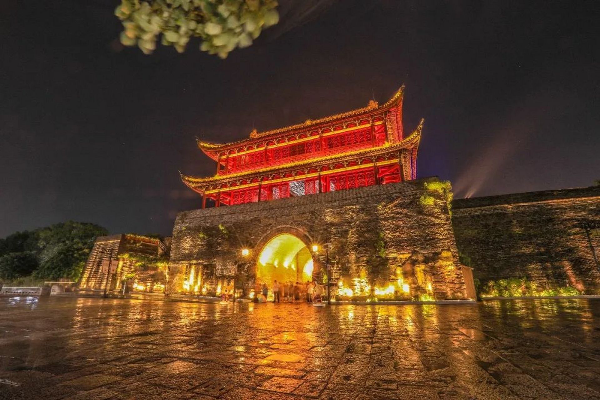 水亭门古街夜景灯光璀璨如星河.