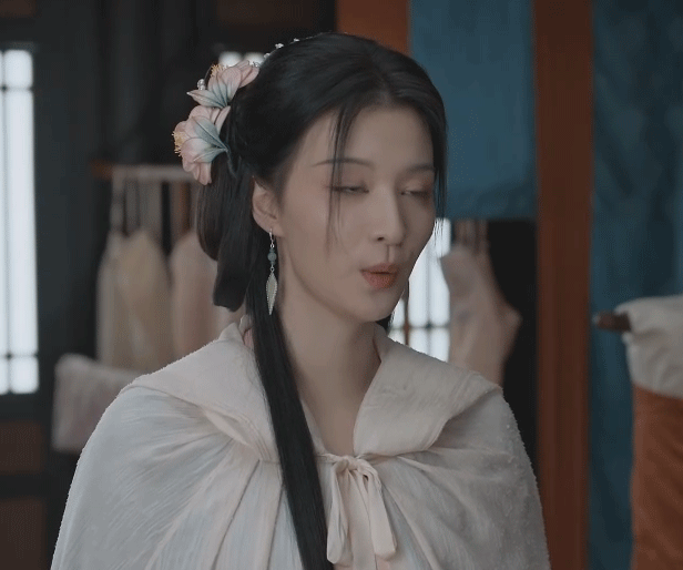 《庆余年2》中"媚骨天成"的王晓晨,给圈内女星"敲响了警钟"