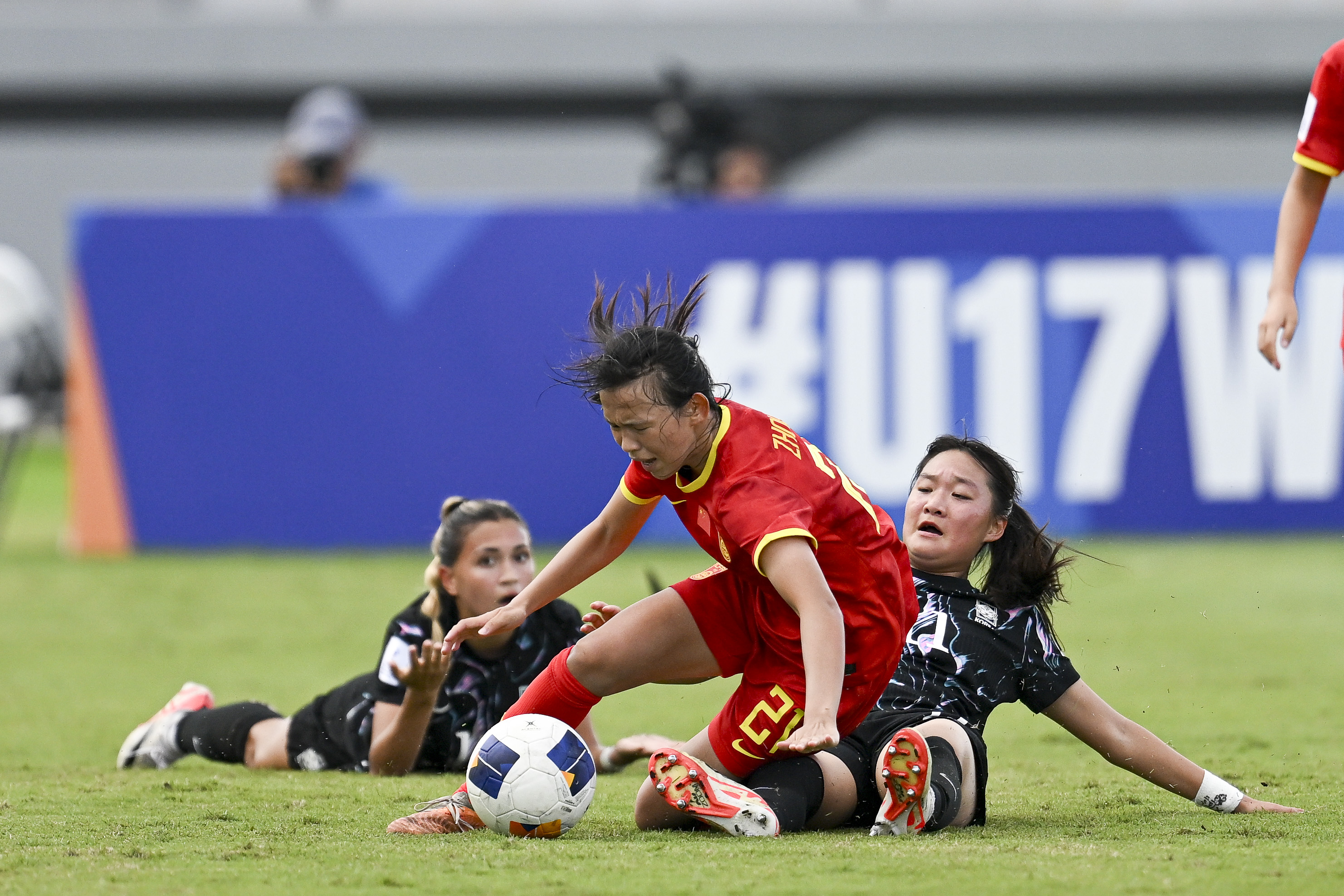 足球直播在线直播观看免费女足_(体育直播在线观看女足) 足球直播在线直播观看免费女足_(体育直播在线观看女足)