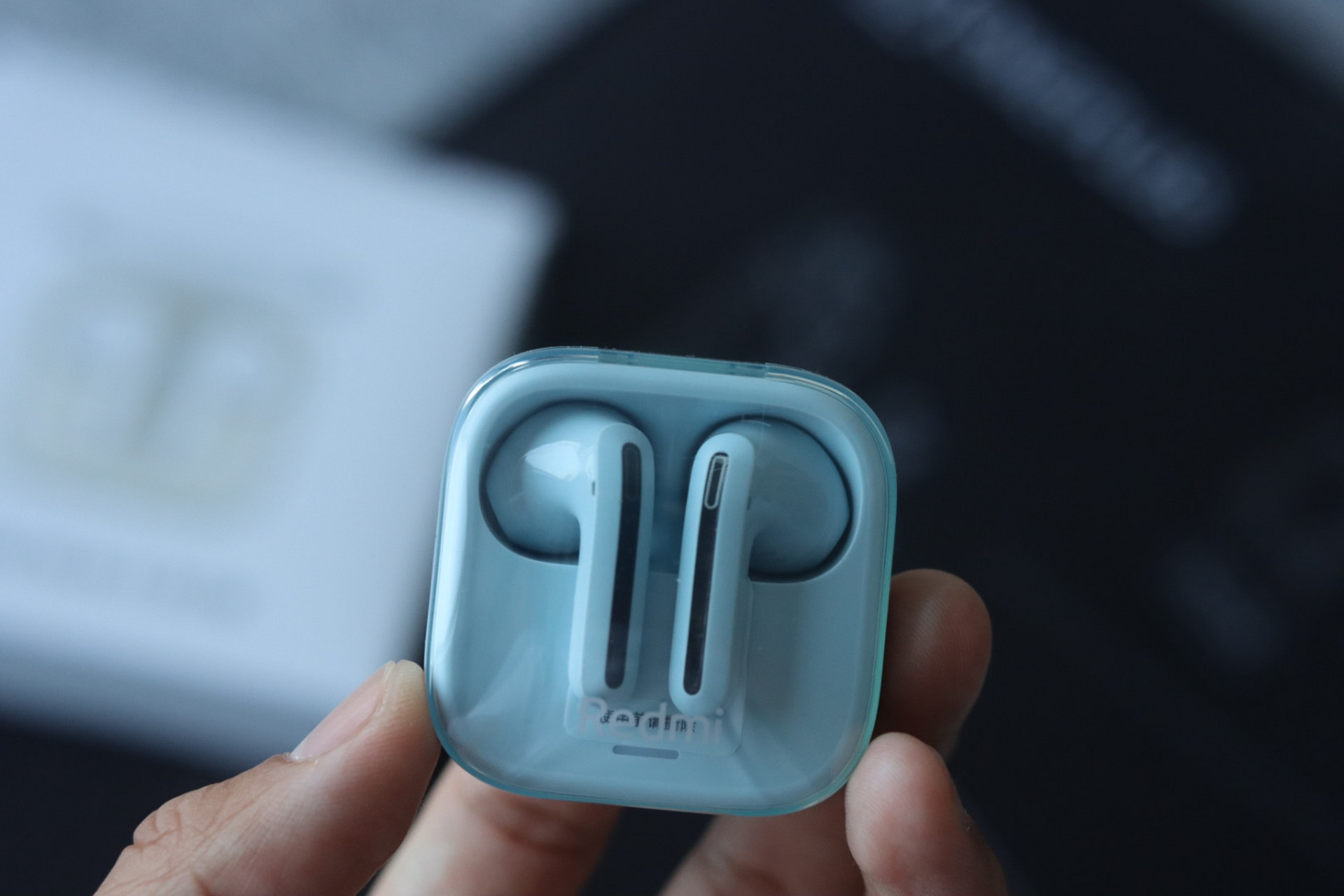 redmi buds6 活力版来了!拿到手是真小巧!