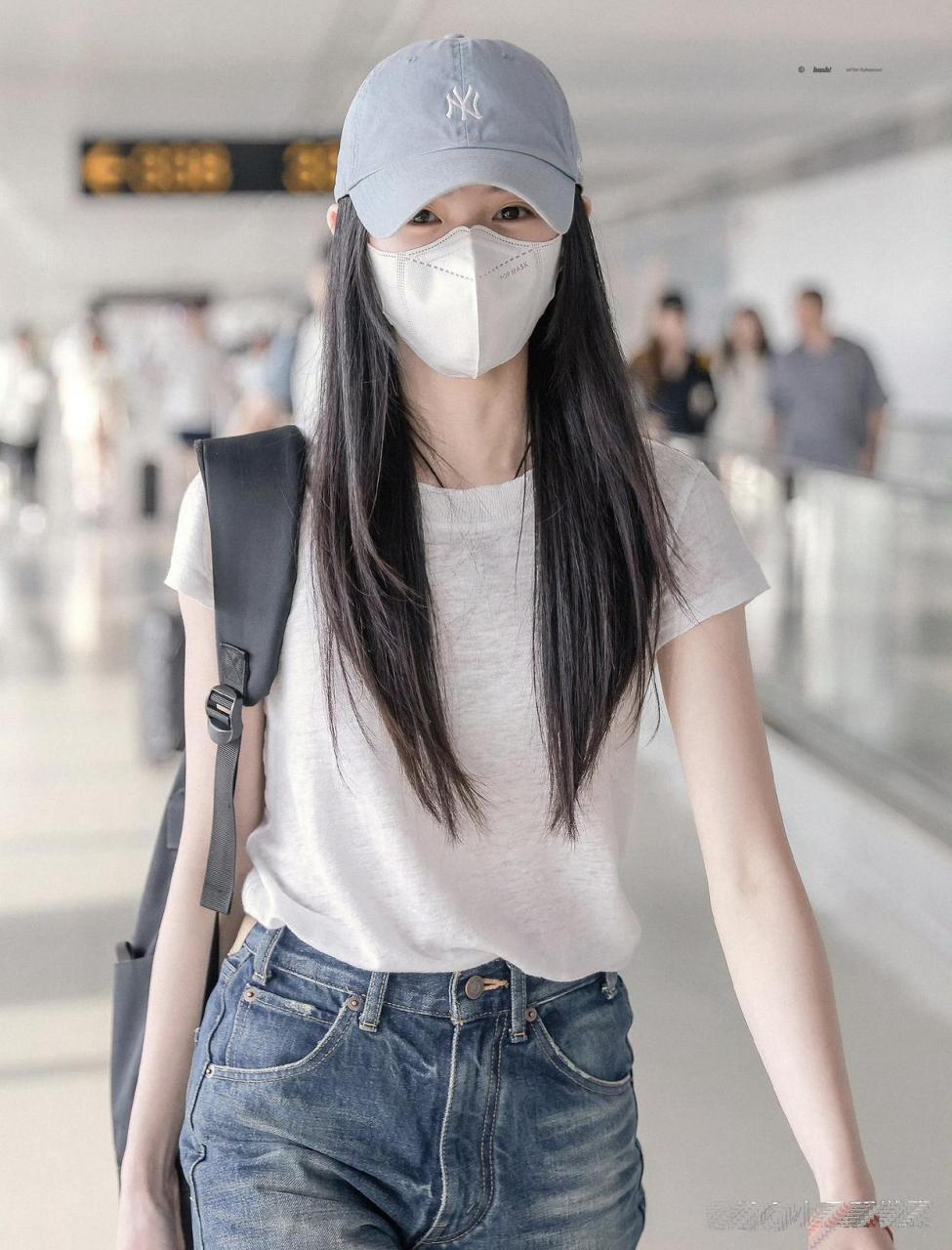 刘浩存是有多喜欢穿牛仔裤