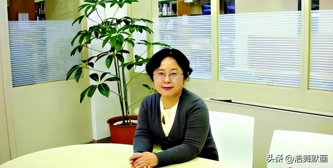 那个跪舔日本侮辱祖国,洗白日本侵华的知名教授梁艳萍,最后怎样