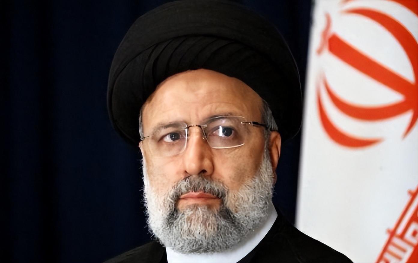 伊朗现任最高宗教领袖是85岁的哈梅内伊,事故中的莱希总统今年63岁