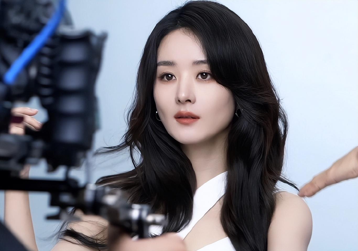 85花重新洗牌,赵丽颖倪妮成功"领跑"后,刘诗诗处境越发尴尬了