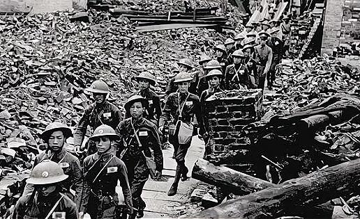 横山勇密调日军36万攻长沙,薛岳轻敌,国军四守长沙被击败