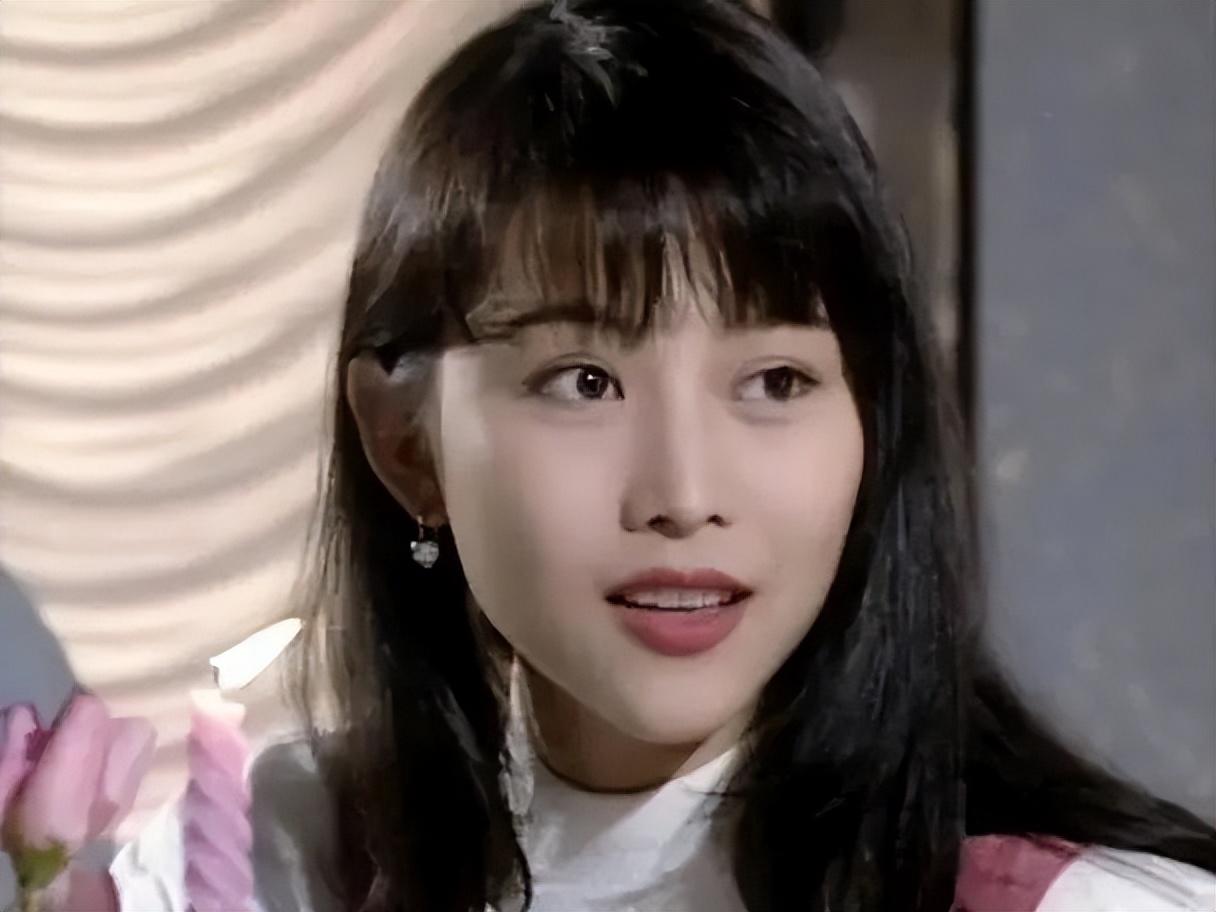 蔡少芬:委身刘銮雄6年,爱过吴奇隆,情定张晋,今50岁幸福美满