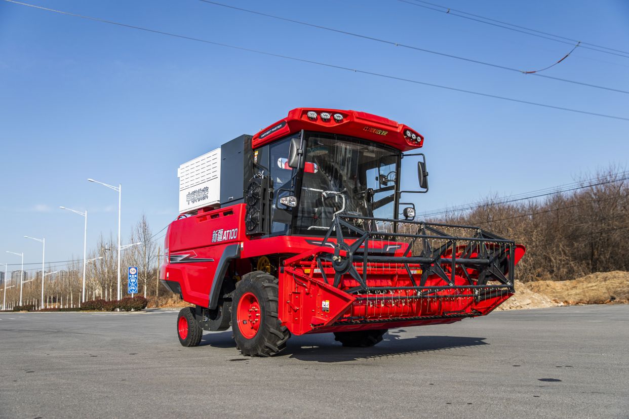 麦收开镰在即!中联收获小麦联合收割机助力丰收季,机手收益可期