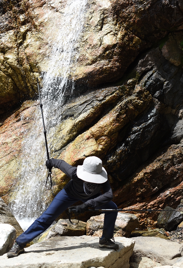 灵寿驼沟行并序