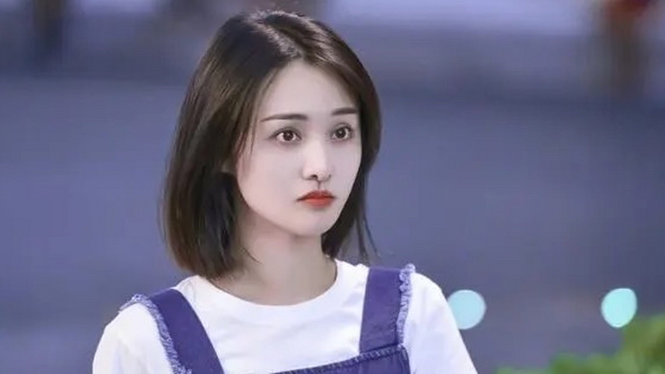 郑爽疑因不合理转让财产被诉  据悉,东开之星影视投资公司为郑爽影视