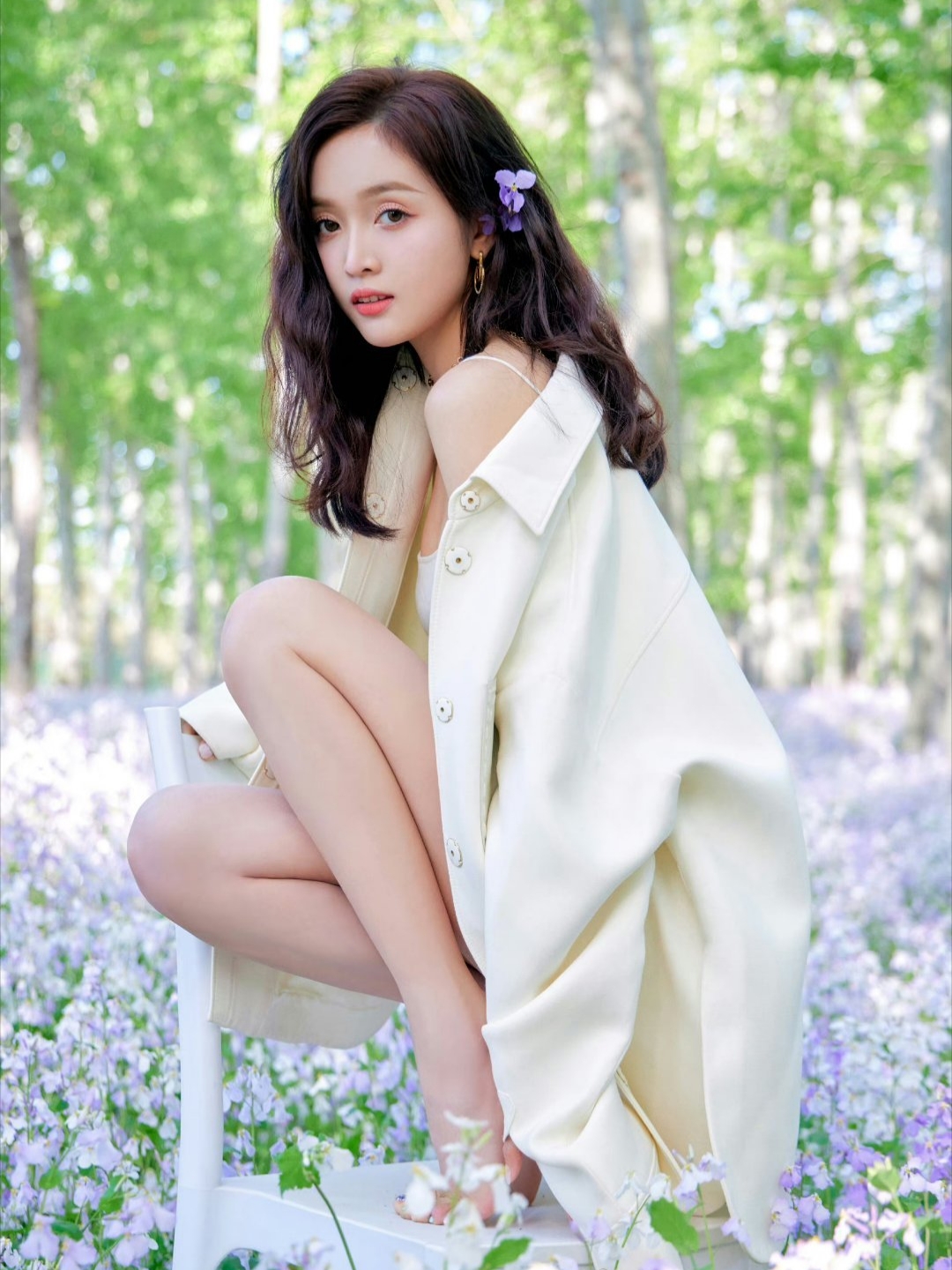 唯美如画,吴宣仪时尚壁纸写真大赏