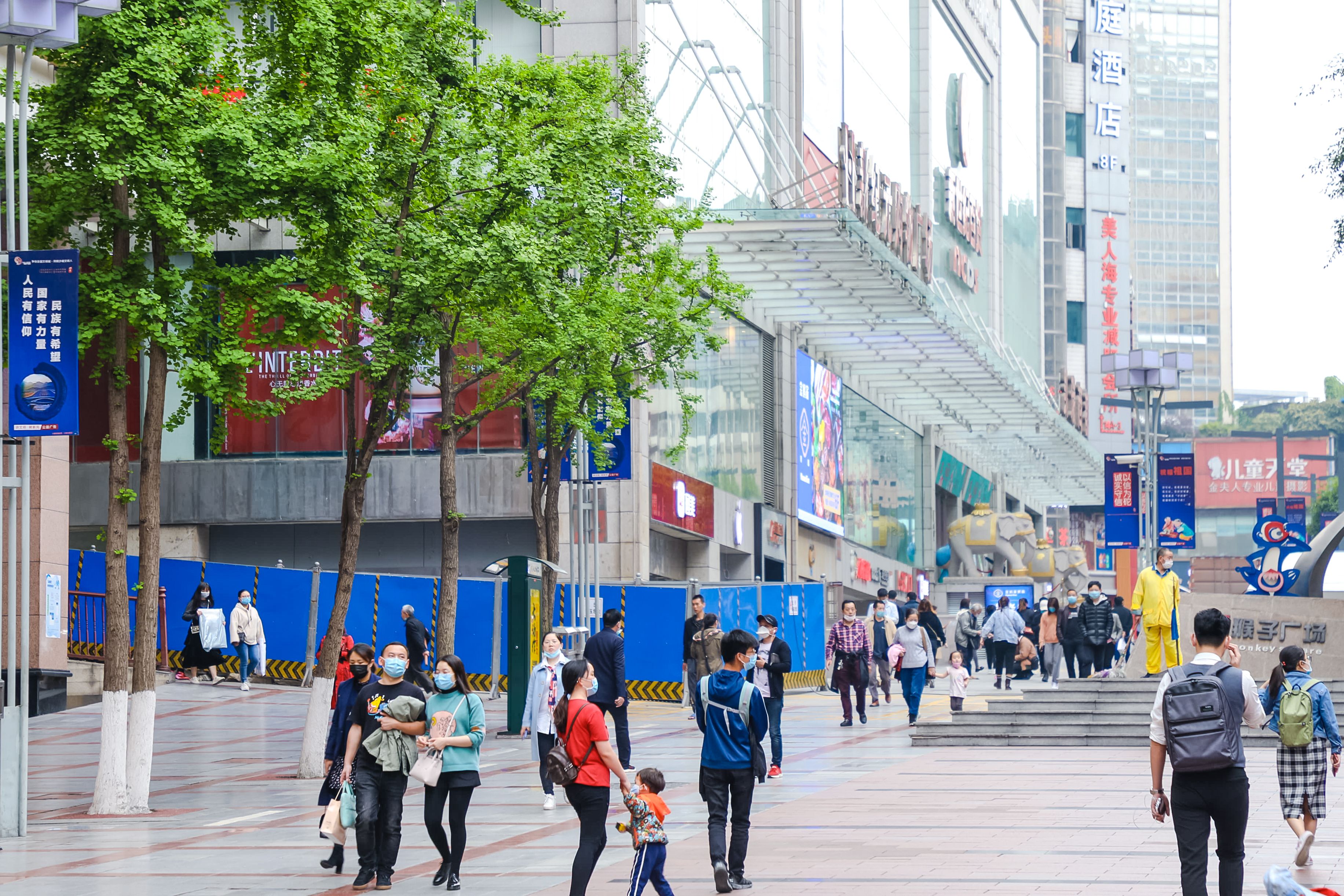 街道人群来往图片广场人群街景人群图片逛街图购物人群逛街的图片真实