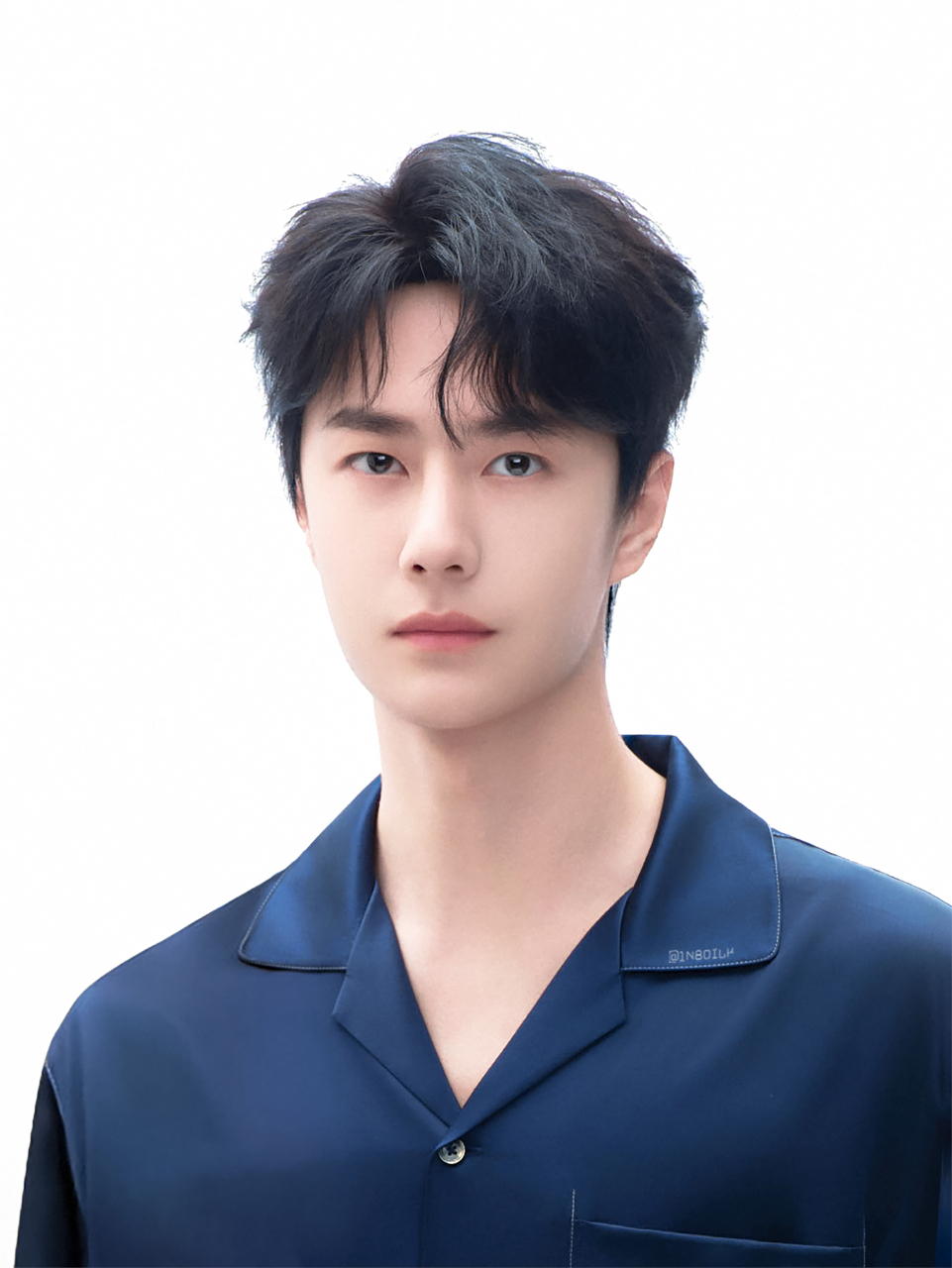 一组特别帅的伪证件照[色]#王一博# #明星生图大赏