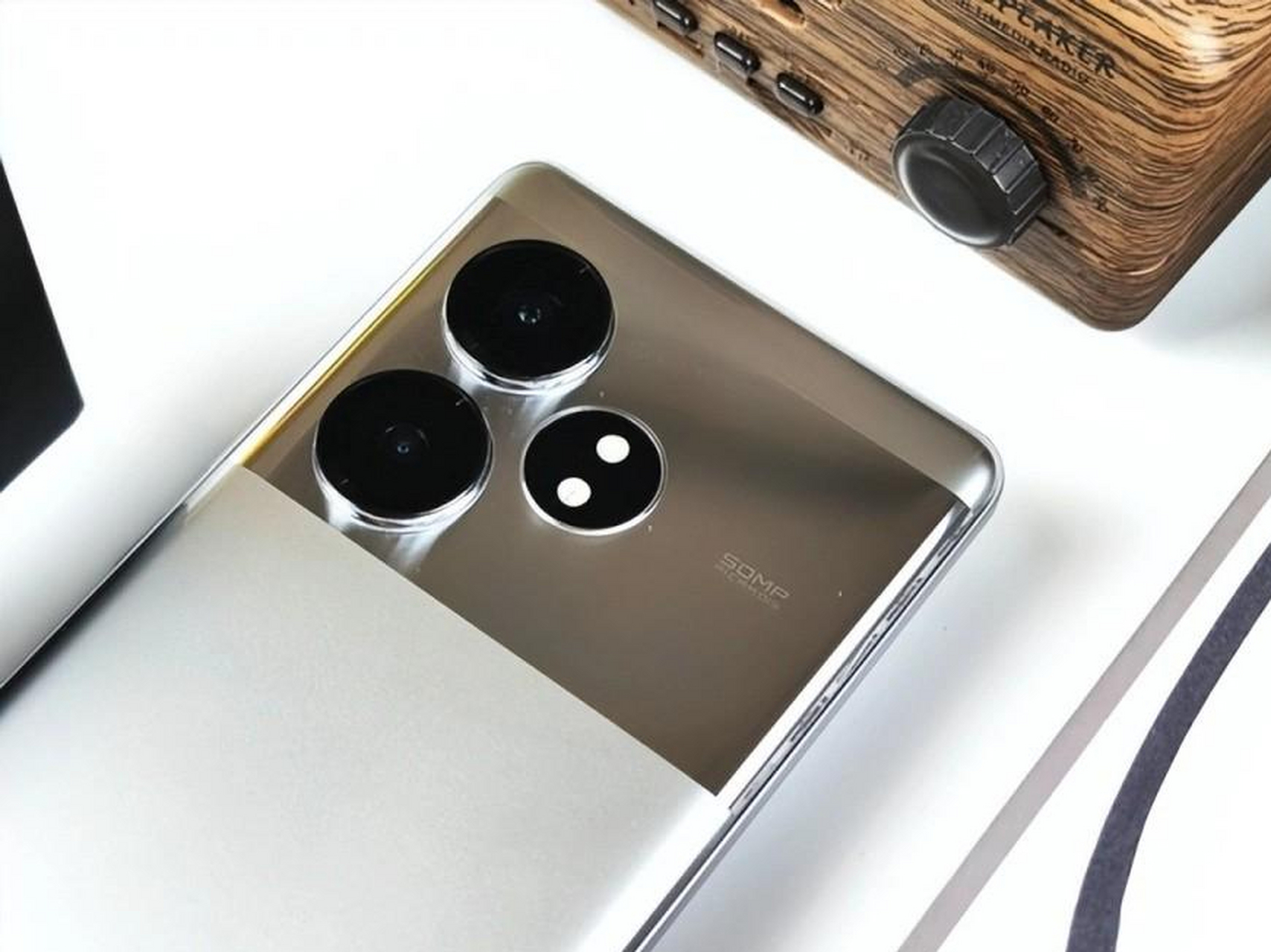 今天为大家介绍realme gt neo6这款新机