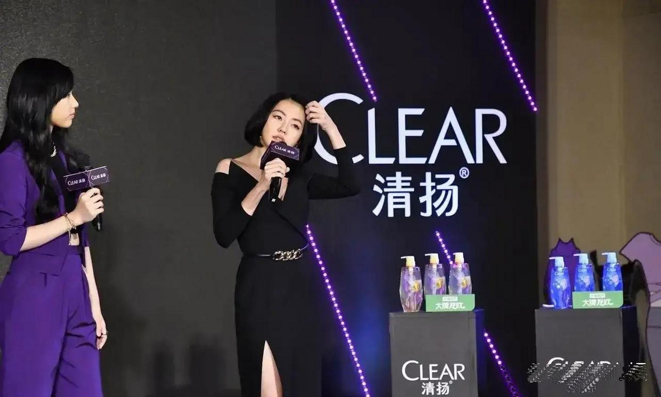 小s的大女儿许曦文和妈妈同台比美!