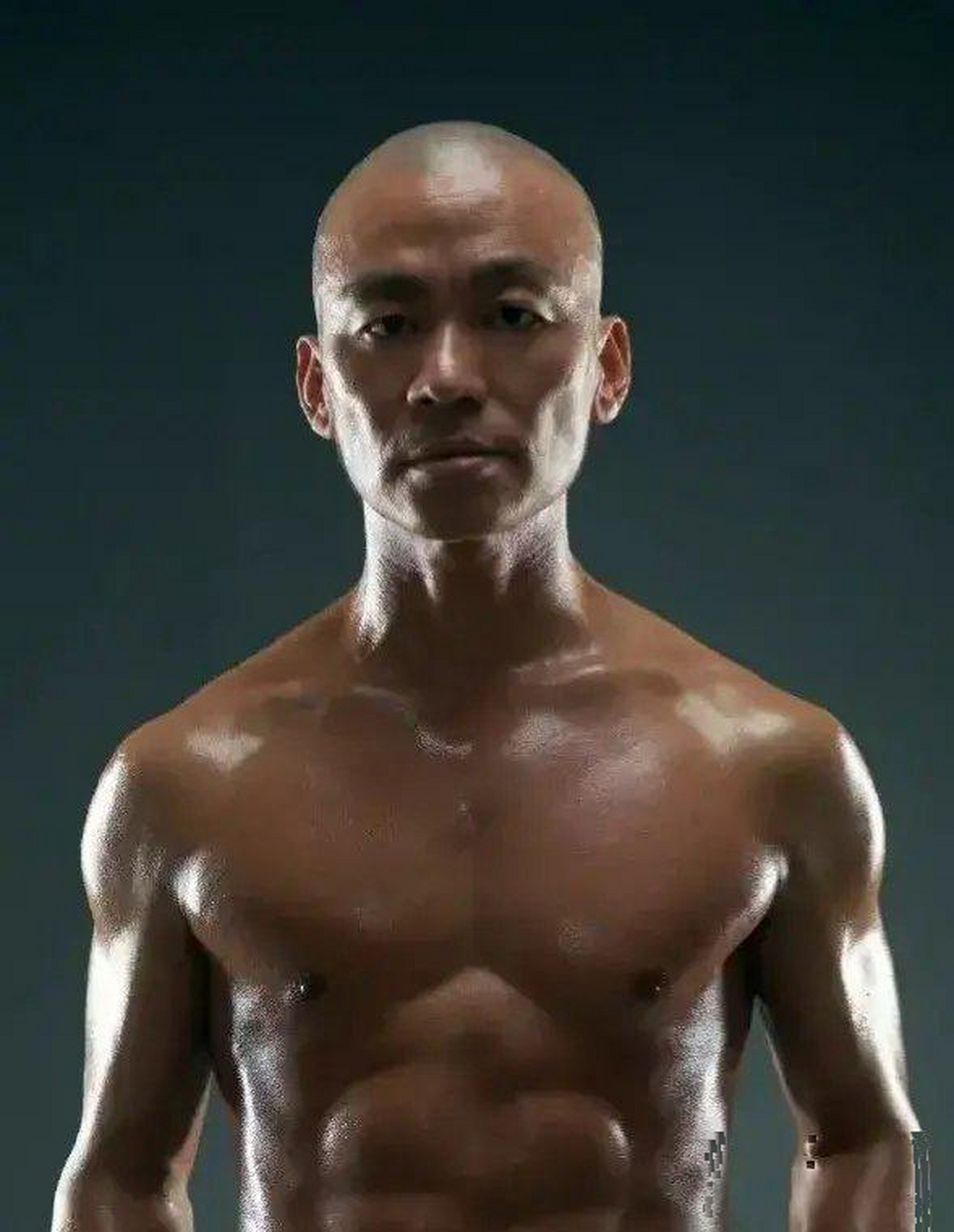 王宝强重回巅峰肌肉男!